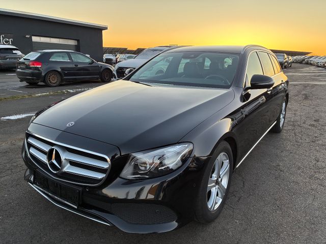 Mercedes-Benz E 200 T Avantgarde Widescreen Multibeam Kamera