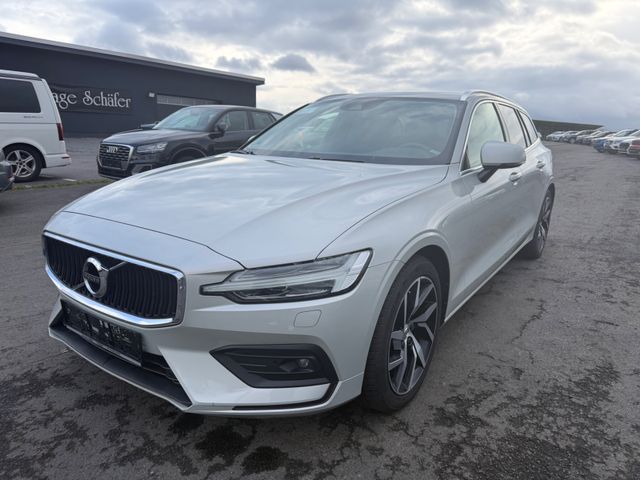 Volvo V60 Kombi Navigation LED Leder Kamera AHK