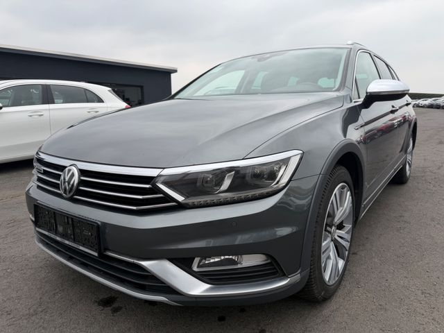 Volkswagen Passat Alltrack 4Motion Standheizung Digital AHK