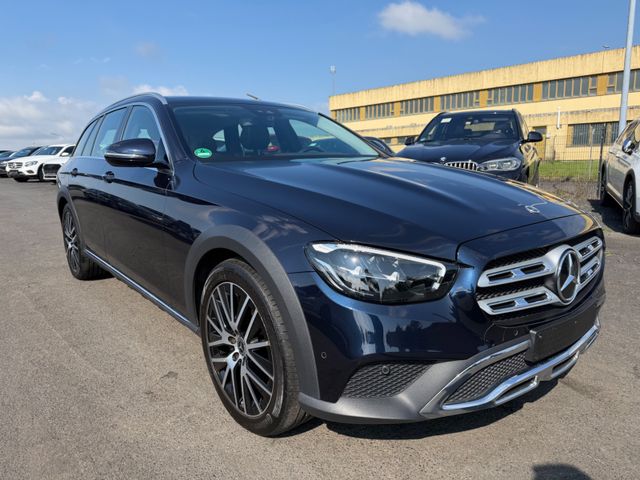 Mercedes-Benz E 220d 4Matic All-Terrain Pano Kamera AHK LED