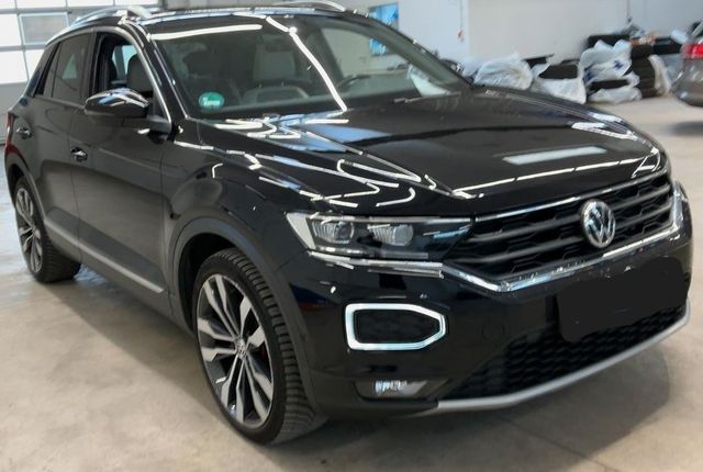 Volkswagen T-Roc Sport 4Motion Digital ACC Beats Pano Leder