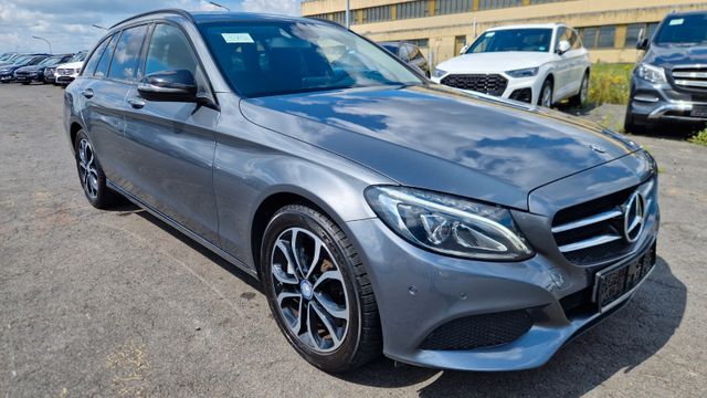 Mercedes-Benz C 300 T Avantgarde LED Navi Night-Paket Kamera