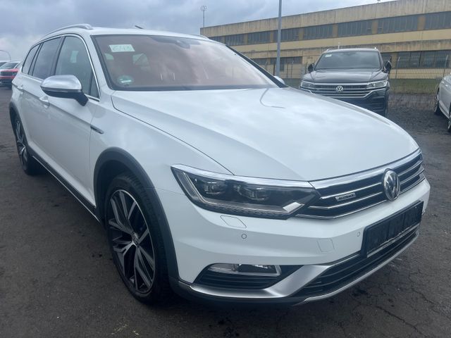Volkswagen Passat Alltrack 4Motion Pano Standheiz. Digital