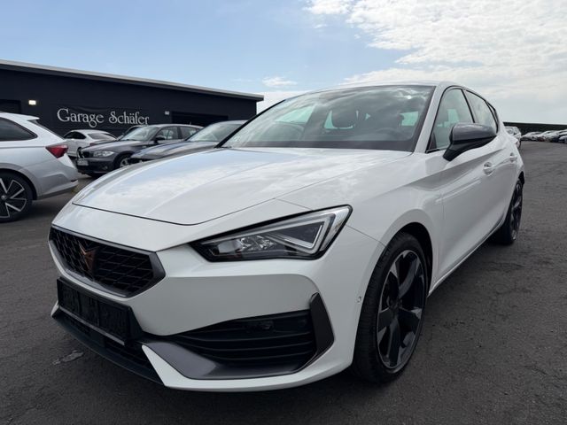 Cupra Leon Kamera Navigation LED Ambiente