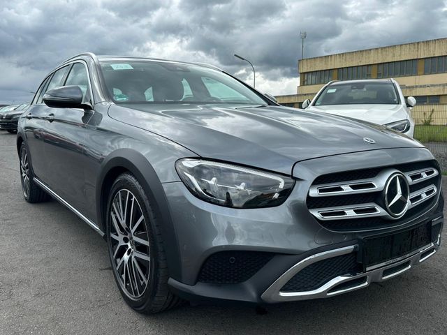 Mercedes-Benz E 220 4Matic All-Terrain 1.Hand Totwinkel