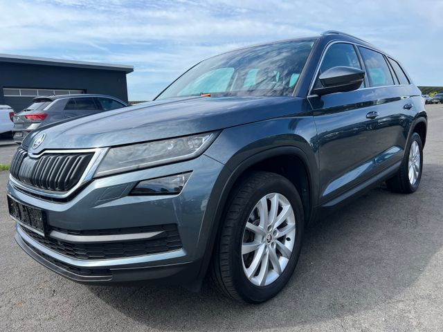 Skoda Kodiaq Style 4×4 7Sitzer 360* Pano Standheizung