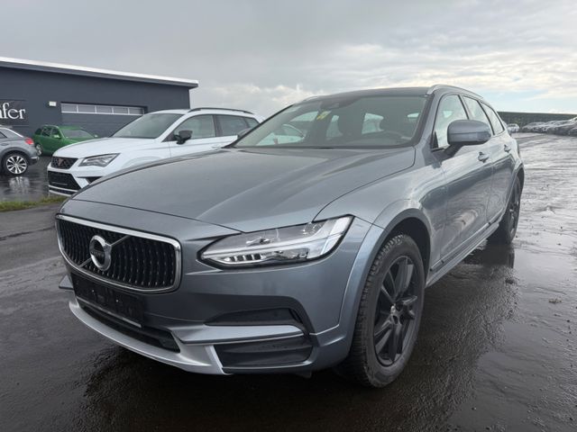 Volvo V90 Cross Country AWD Pano Navi Adaptiv LED